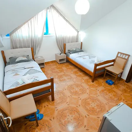 Ambasador 3* Bahçallëk