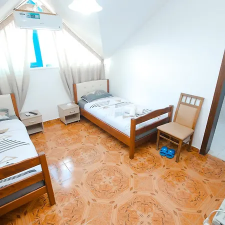 Ambasador Hotel