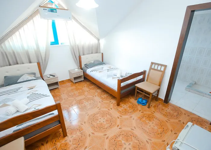 Ambasador Hotel